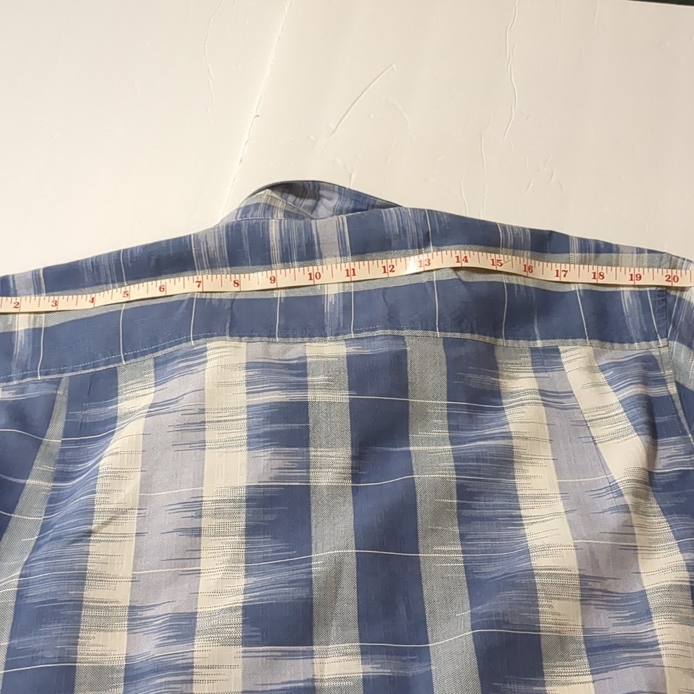 Tommy Bahama Button Up Collared Short Sleeve Blue and withe men size L - Picture 9 of 10